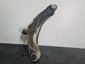 Foto de BRAZO SUSPENSION INFERIOR DELANTERO IZQUIERDO RENAULT CLIO IV referencia 545052354R foto 2