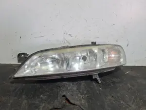 Foto de FARO IZQUIERDO OPEL VECTRA B BERLINA referencia 39340508