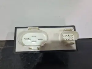 Foto de CAJA PRECALENTAMIENTO SIN MARCA SIN MODELO referencia 6K0919506 foto 2