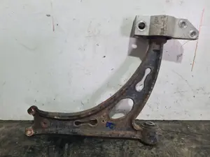 Foto de BRAZO SUSPENSION INFERIOR DELANTERO IZQUIERDO VOLKSWAGEN TOURAN (1T2) referencia 1K0407153G