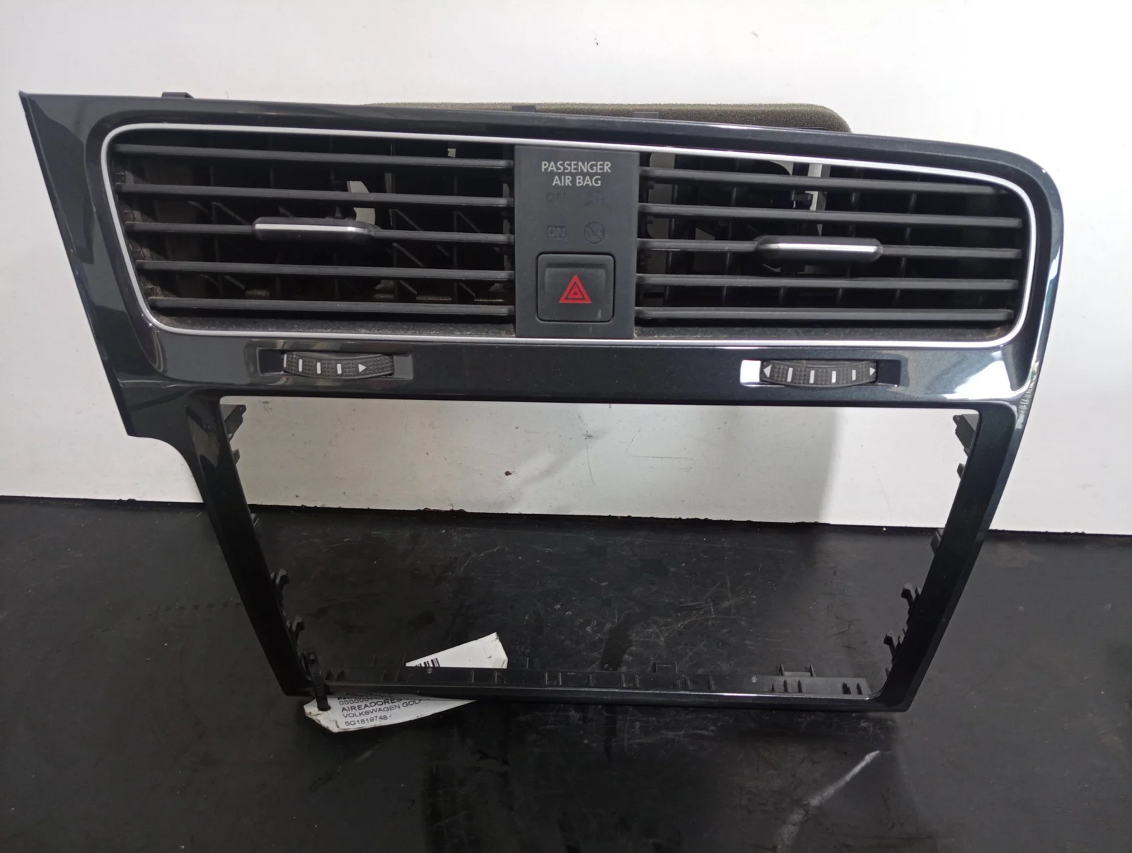 Foto de NO IDENTIFICADO VOLKSWAGEN SIN MODELO referencia 5G1819748