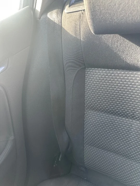 Foto de CINTURON SEGURIDAD TRASERO DERECHO VOLKSWAGEN GOLF V (1K1)(10.2003)