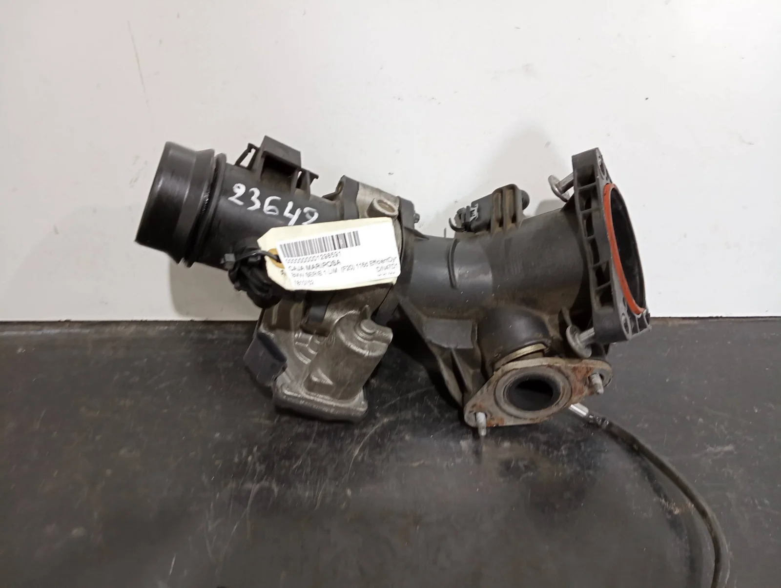 Foto de CAJA MARIPOSA BMW SERIE 1 BERLINA 5P (F20) referencia 7810752