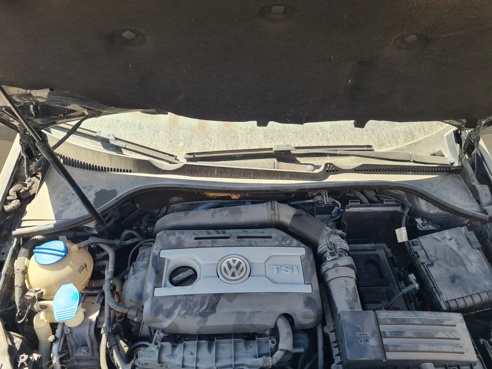 Foto de TORPEDO VOLKSWAGEN GOLF VI (5K1)(10.2008)
