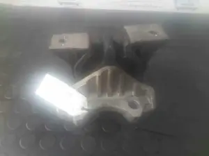 Foto de SOPORTE MOTOR TRASERO SIN MARCA SIN MODELO referencia 9227881 foto 3