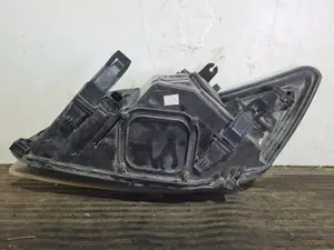 Foto de FARO DERECHO FORD FOCUS BERLINA (CAP) referencia 8M5113W029CE foto 7