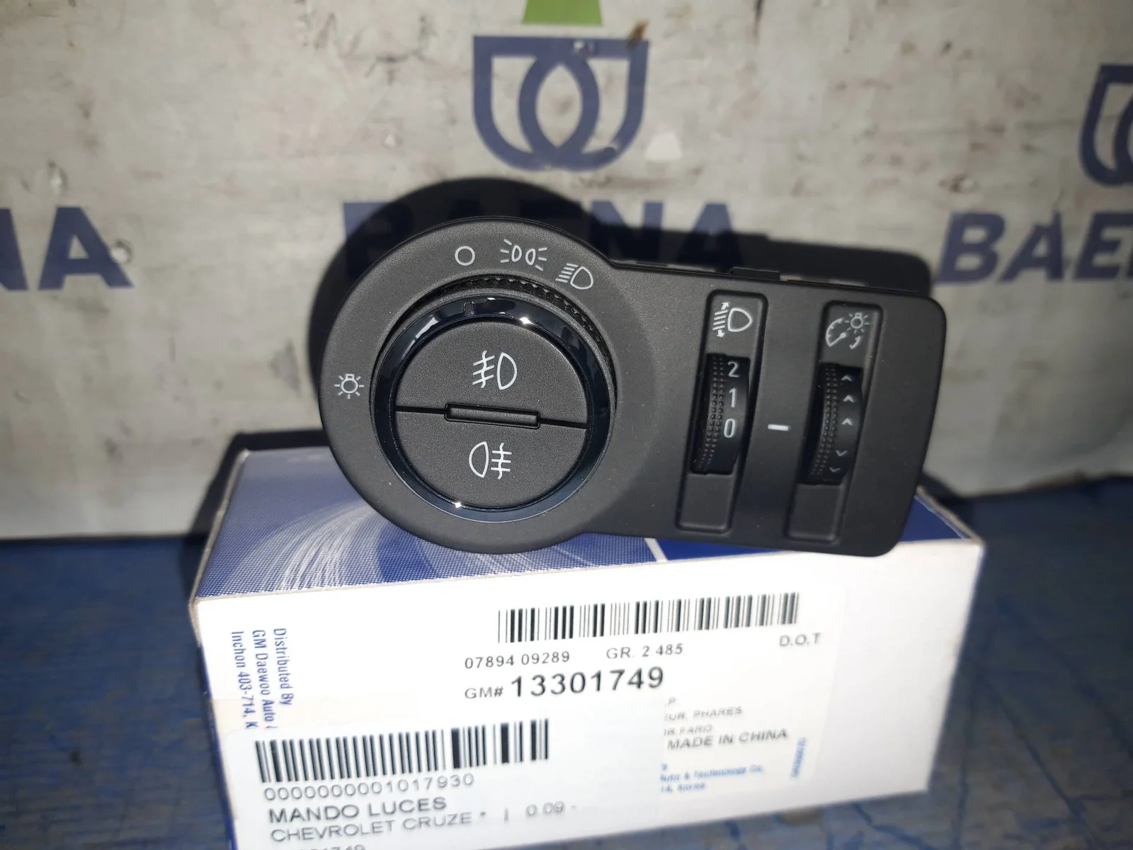 Foto de MANDO LUCES SIN MARCA SIN MODELO referencia 13301749