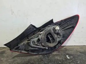 Foto de PILOTO TRASERO IZQUIERDO OPEL CORSA D referencia 13269050 foto 3