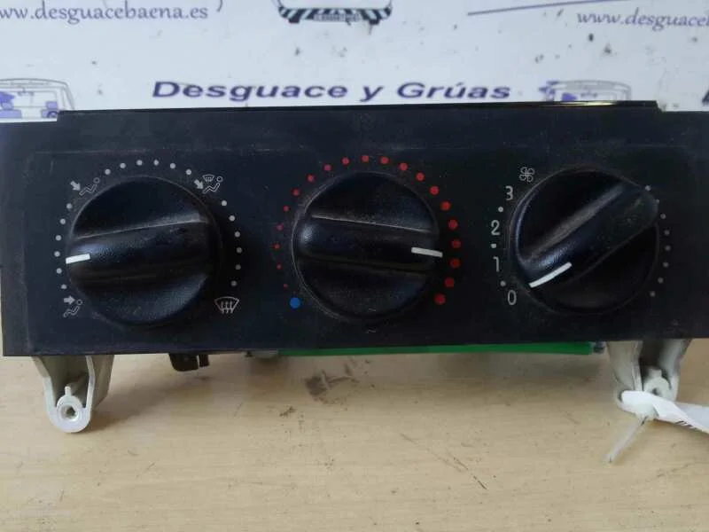 Foto de MANDO CALEFACCION / AIRE ACONDICIONADO SIN MARCA SIN MODELO referencia 9041701917