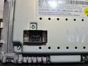 Foto de PANTALLA MULTIFUNCION AUDI A4 BERLINA (8K2) referencia 8T0919603G foto 4