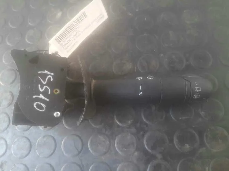 Foto de MANDO LIMPIA RENAULT KANGOO I (F/KC0) referencia 8200299870