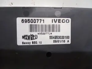 Foto de CAJA RELES / FUSIBLES IVECO DAILY FURGÓN referencia 69500771 foto 3
