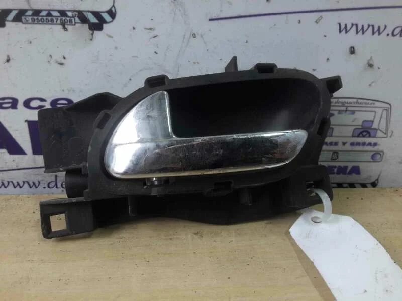 Foto de MANETA INTERIOR DELANTERA IZQUIERDA SIN MARCA SIN MODELO