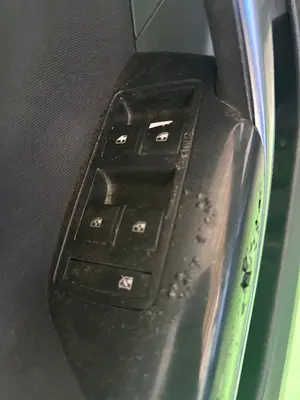 Foto de MANDO ELEVALUNAS DELANTERO IZQUIERDO OPEL INSIGNIA BERLINA