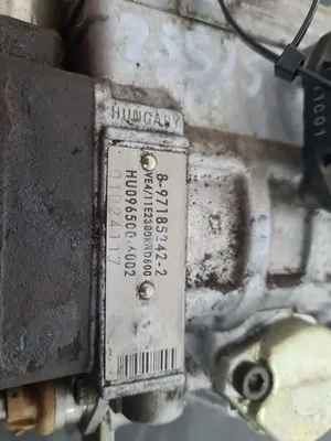 Foto de BOMBA INYECCION OPEL CORSA C referencia 8971852422 foto 3