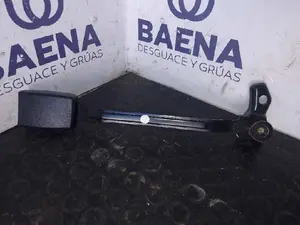 Foto de CINTURON SEGURIDAD DELANTERO IZQUIERDO SIN MARCA SIN MODELO referencia 4B0857755M foto 2