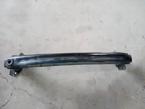 Foto de REFUERZO PARAGOLPES DELANTERO SEAT IBIZA (6P1)