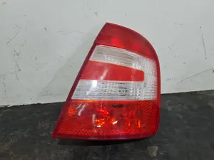 Foto de PILOTO TRASERO DERECHO SKODA FABIA (6Y2/6Y3) referencia 6Y6945112B