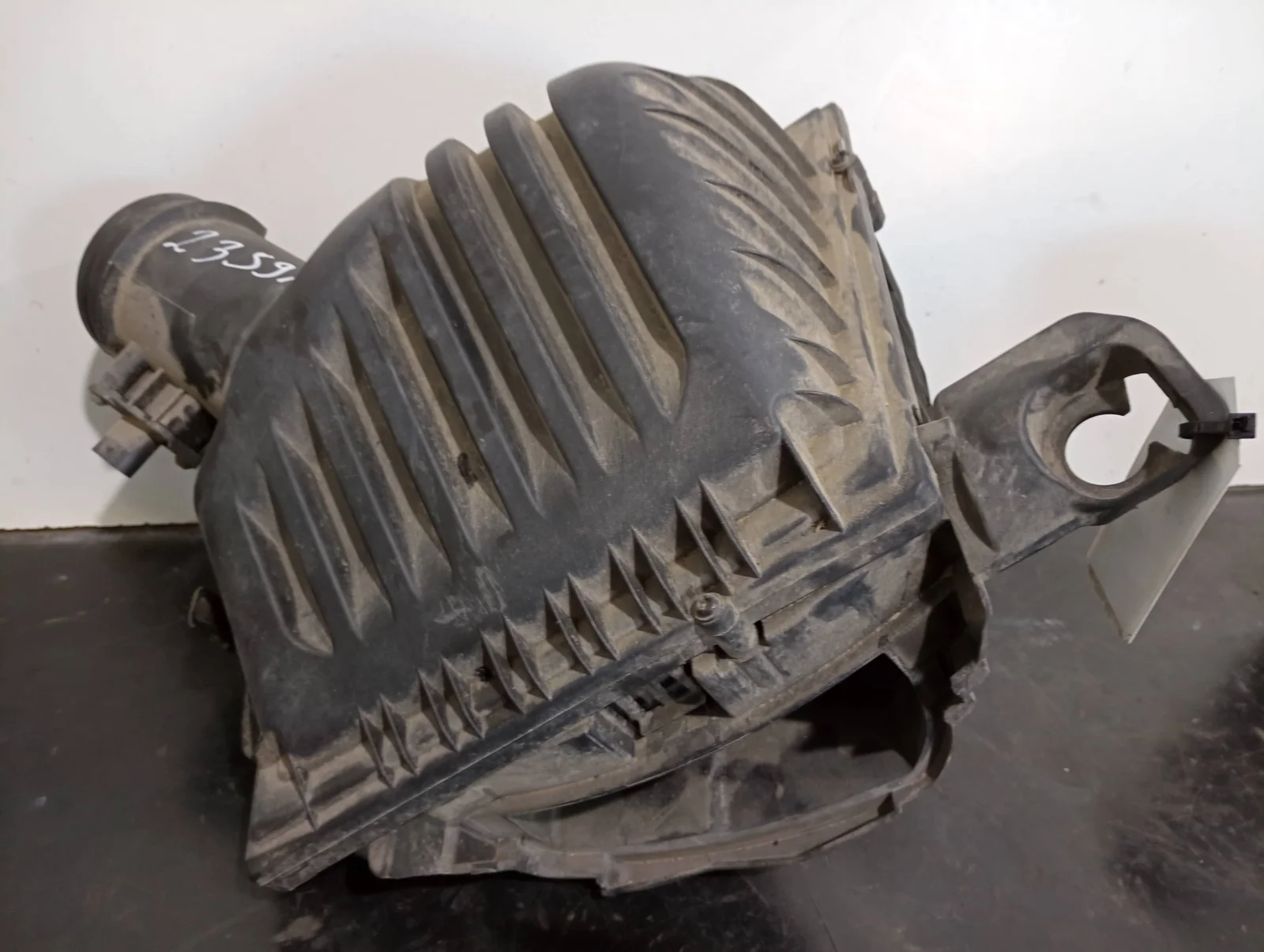 Foto de FILTRO AIRE BMW SERIE X1 (F48) referencia 8513916
