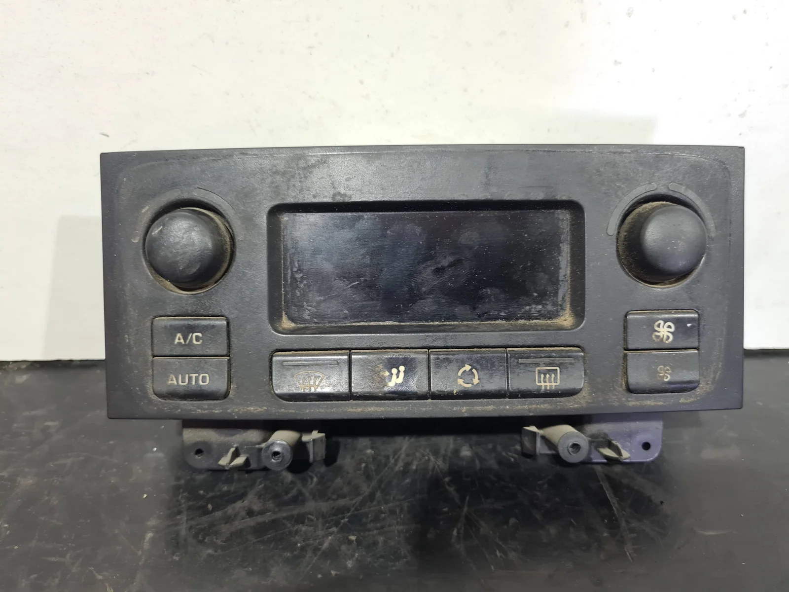 Foto de MANDO CALEFACCION / AIRE ACONDICIONADO PEUGEOT 307 BERLINA (S2) referencia 9646627977