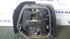 Foto de PILOTO TRASERO IZQUIERDO SIN MARCA SIN MODELO referencia 77007839 foto 2