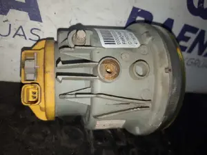 Foto de FARO ANTINIEBLA DERECHO CITROEN XSARA BERLINA referencia 41180748 foto 2