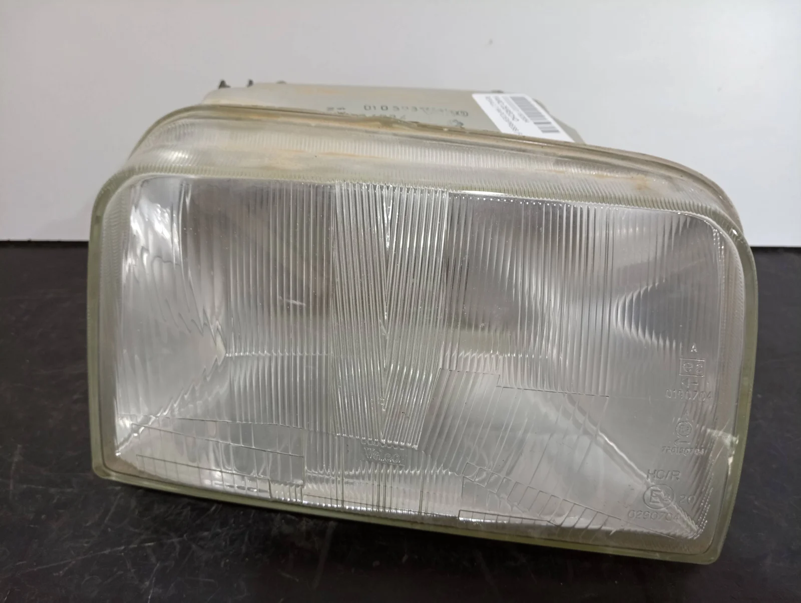 Foto de FARO DERECHO RENAULT RAPID /EXPRESS (F40) referencia 7700811984