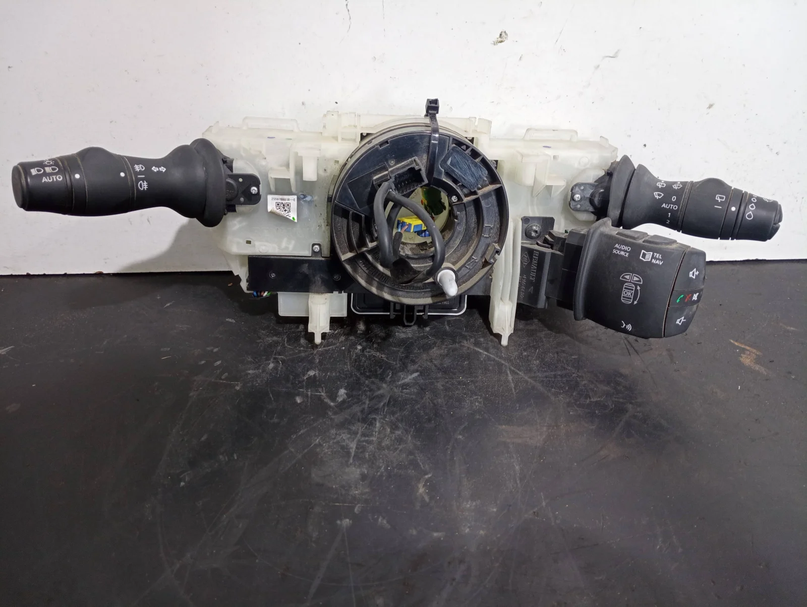 Foto de MANDO MULTIFUNCION RENAULT LAGUNA III BERLINA referencia 255670001R
