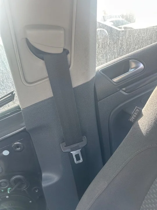 Foto de CINTURON SEGURIDAD DELANTERO DERECHO VOLKSWAGEN GOLF V (1K1)(10.2003)