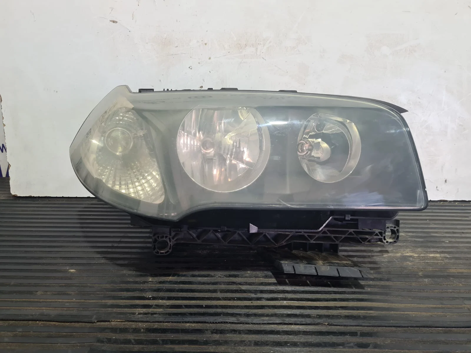 Foto de FARO DERECHO BMW SERIE X3 (E83) referencia 3418412