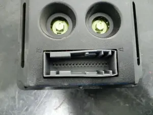 Foto de PANTALLA MULTIFUNCION OPEL OMEGA B referencia 90565934 foto 3