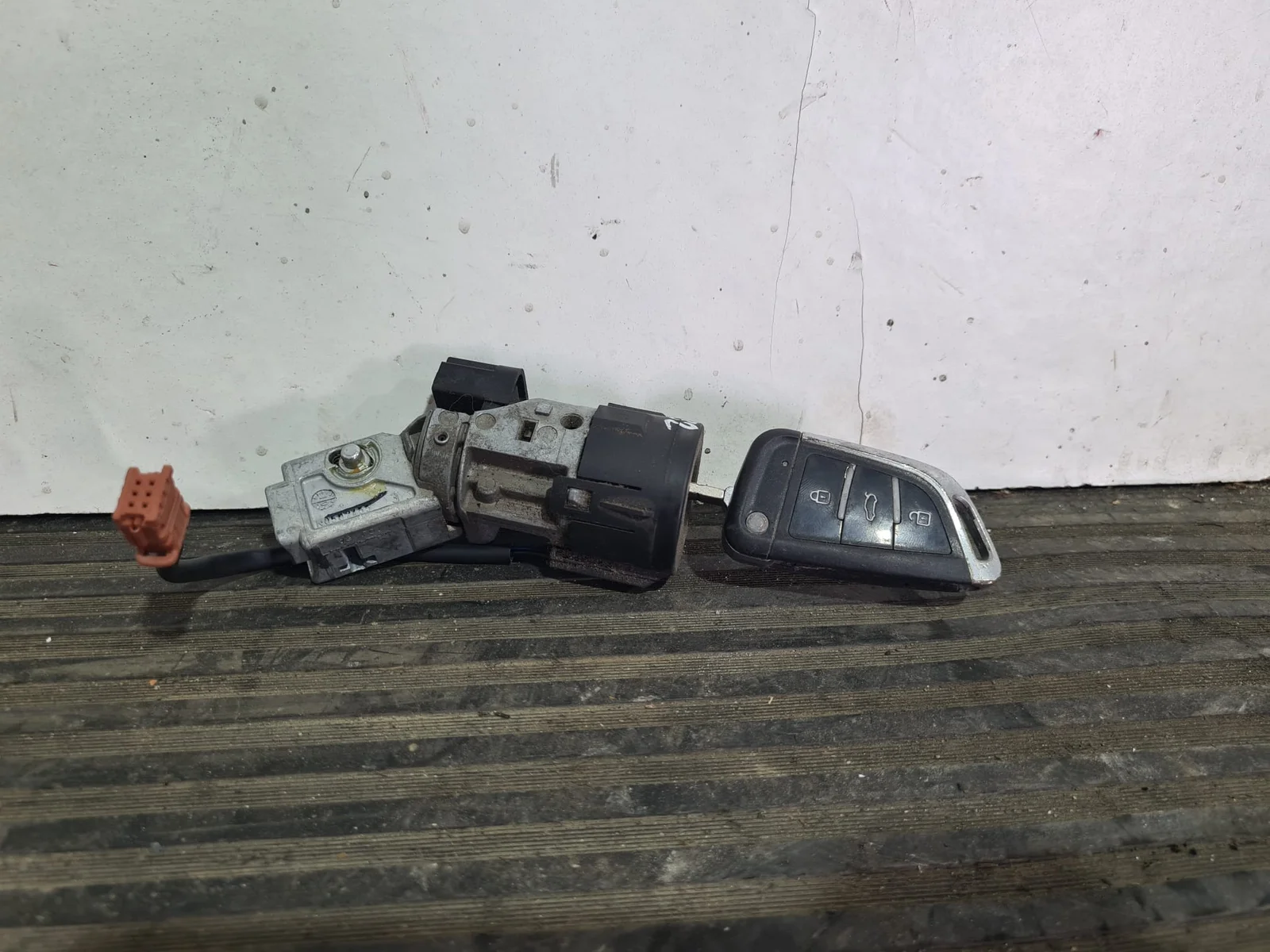 Foto de CONMUTADOR DE ARRANQUE CITROEN BERLINGO FURGÓN referencia 9663123280