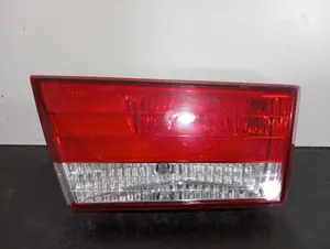 Foto de PILOTO TRASERO IZQUIERDO INTERIOR HYUNDAI SONATA (NF) referencia 60222A