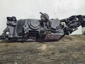 Foto de FARO DERECHO RENAULT LAGUNA II (BG0) referencia 8200163324 foto 3