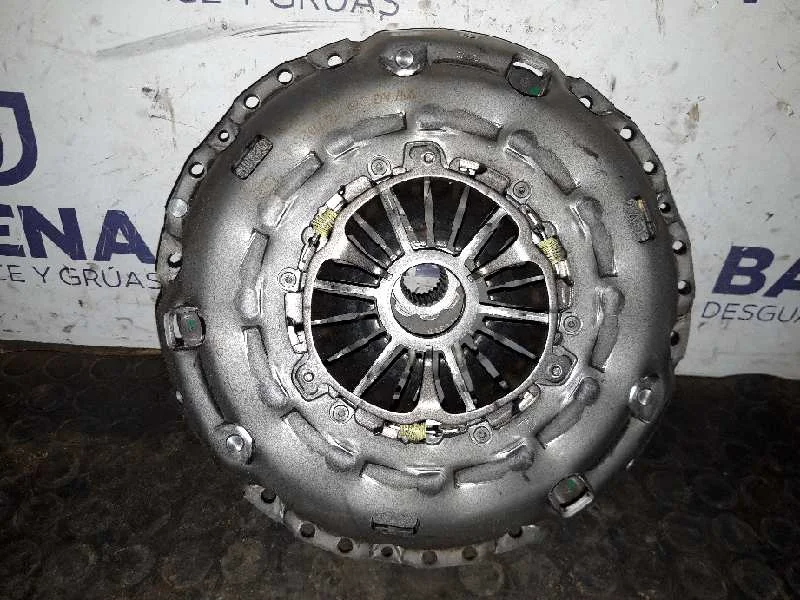 Foto de KIT EMBRAGUE SIN MARCA SIN MODELO referencia 06F141015CX