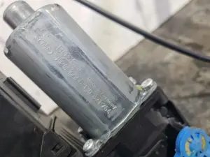 Foto de ELEVALUNAS DELANTERO DERECHO AUDI A4 AVANT (8E) referencia 8E0837462B foto 6