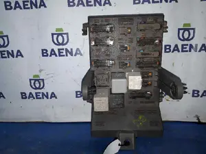 Foto de CAJA RELES / FUSIBLES RENAULT LAGUNA (B56) referencia 7700821586
