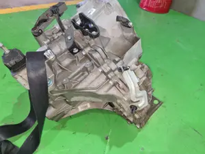 Foto de CAJA CAMBIOS RENAULT KADJAR referencia 8200667177 foto 2