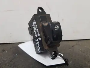 Foto de MANDO ELEVALUNAS TRASERO DERECHO DAEWOO REZZO referencia 96190777