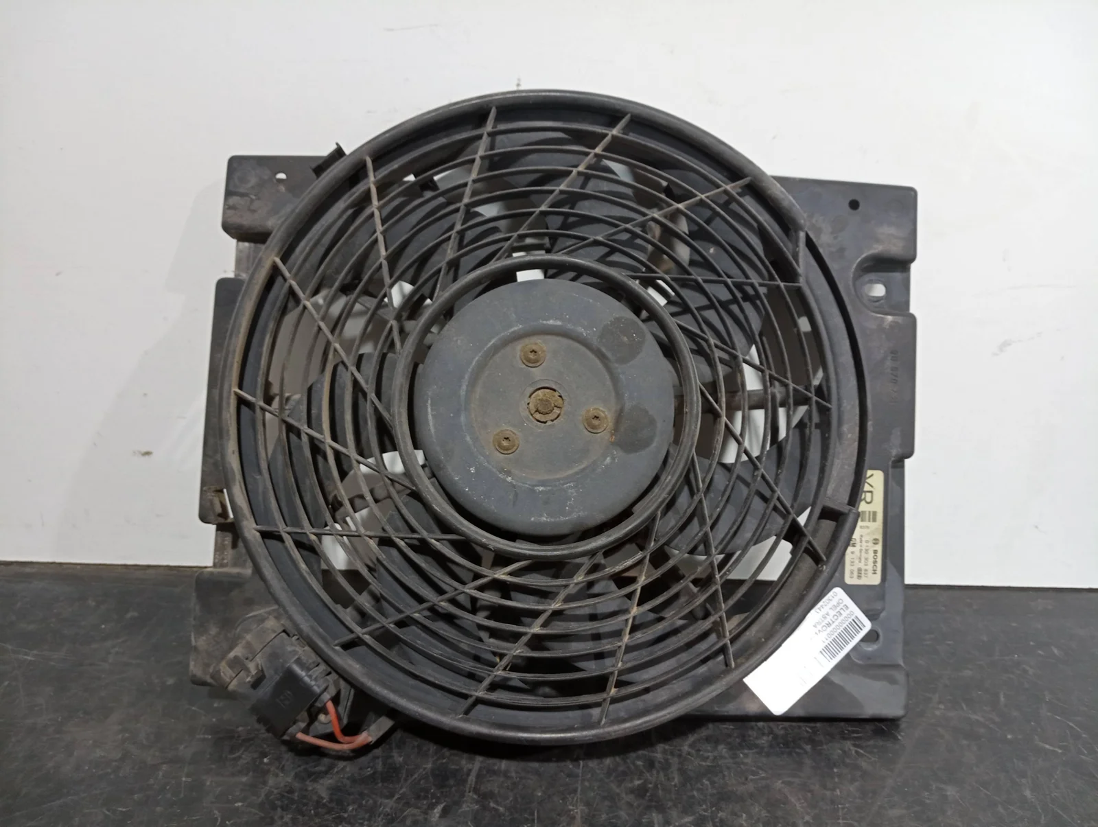 Foto de ELECTROVENTILADOR RADIADOR AIRE ACONDICIONADO OPEL ASTRA G BERLINA referencia 013024431827