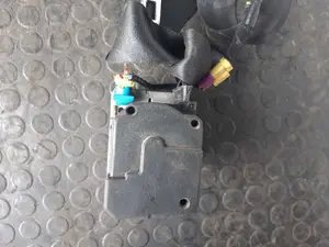 Foto de CINTURON SEGURIDAD DELANTERO IZQUIERDO SIN MARCA SIN MODELO referencia 1J4857705J foto 4