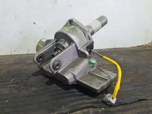 Foto de COLUMNA DIRECCION OPEL CORSA D referencia 711405681 foto 5