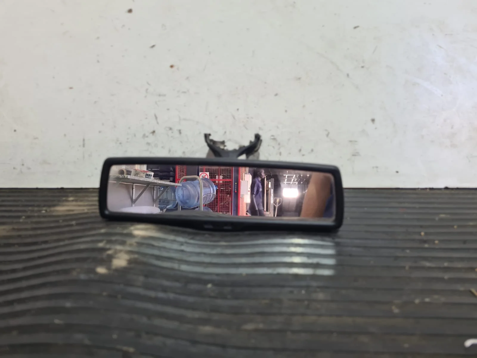 Foto de RETROVISOR INTERIOR VOLKSWAGEN GOLF VI (5K1)(10.2008) referencia 1K0857511