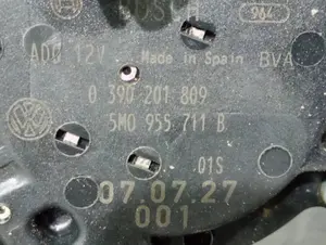 Foto de MOTOR LIMPIA TRASERO VOLKSWAGEN GOLF V (1K1)(10.2003) referencia 0390201809 foto 2