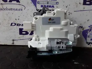 Foto de CERRADURA PUERTA TRASERA IZQUIERDA SIN MARCA SIN MODELO referencia 1P0839015A