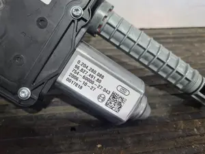 Foto de FRENO DE MANO ELECTRICO CITROEN GRAND C4 PICASSO referencia 9682749180 foto 8