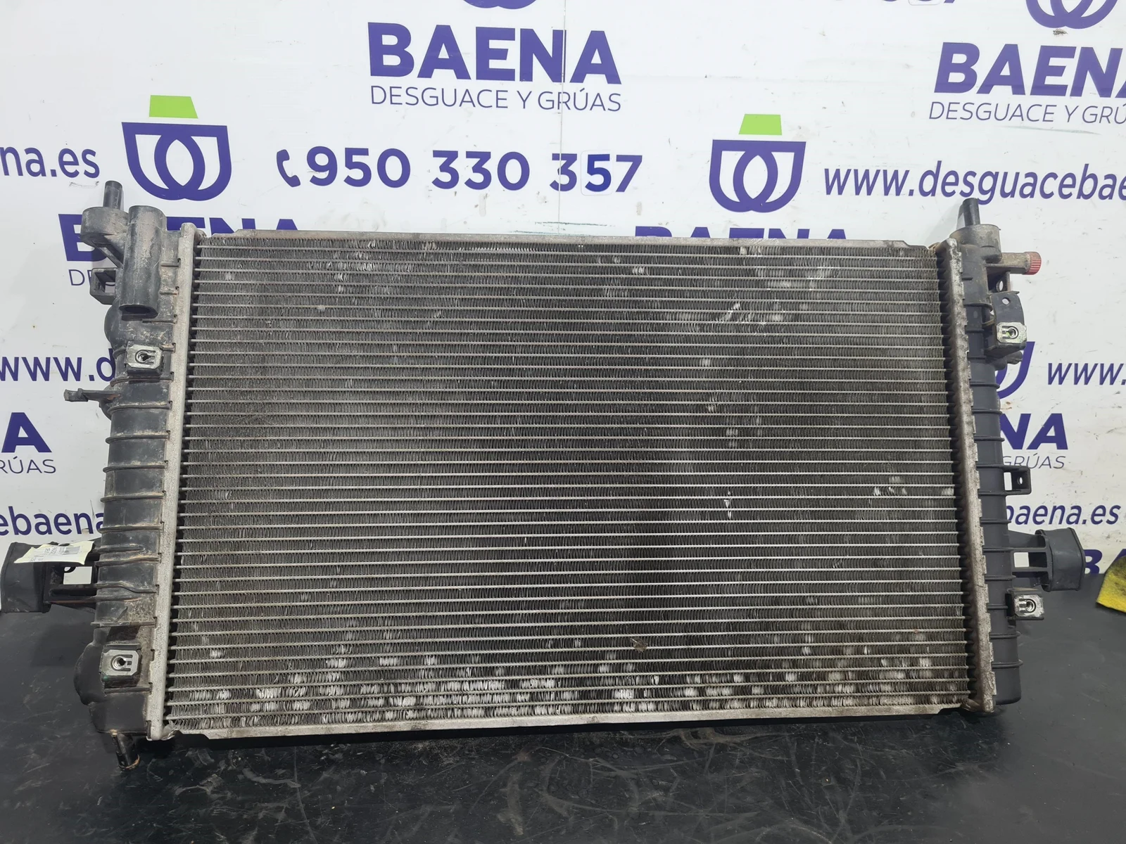 Foto de RADIADOR AGUA OPEL ASTRA H BERLINA