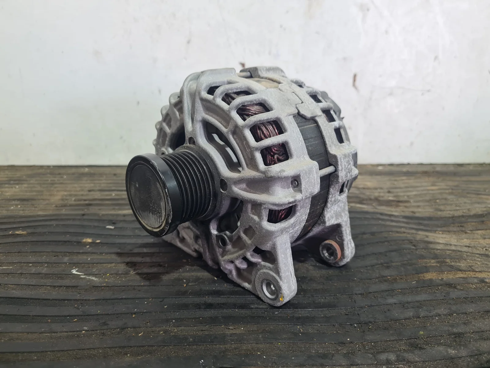 Foto de ALTERNADOR RENAULT CLIO V referencia 231007518R
