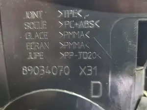 Foto de PILOTO TRASERO DERECHO CITROEN C5 BERLINA referencia 89034070 foto 2