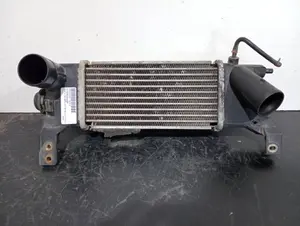 Foto de INTERCOOLER MAZDA 323 F/S BERLINA (BJ)